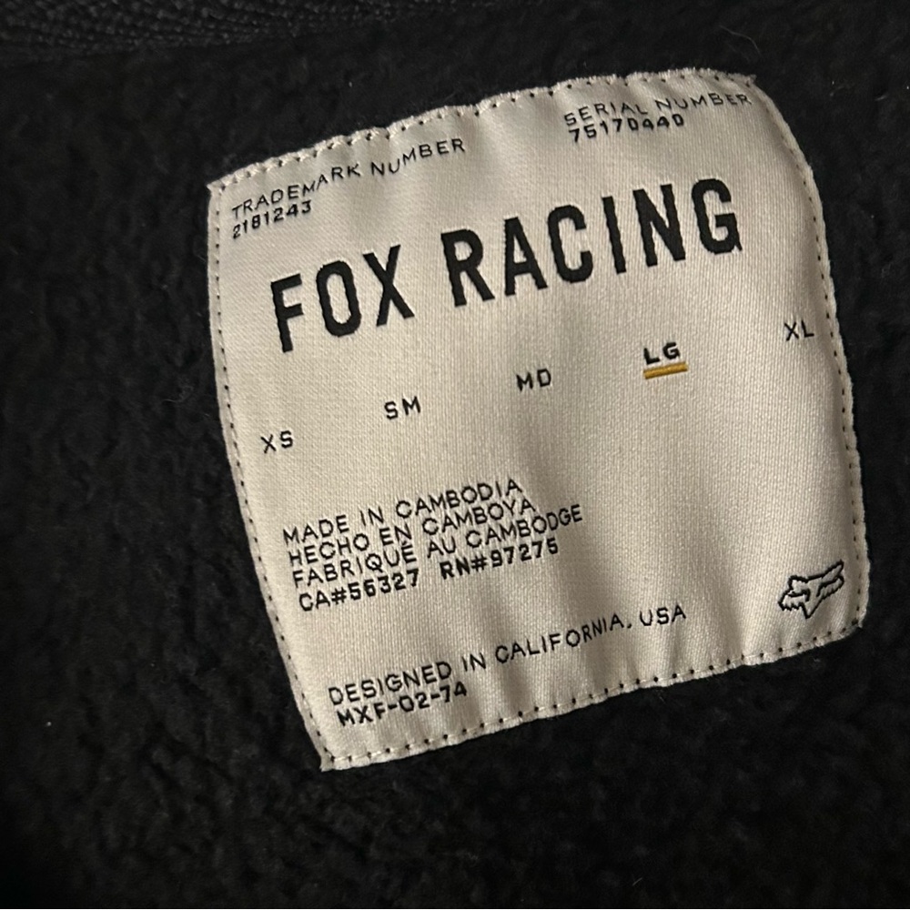 Fox women’s cropped hoodie, black, women’s size large. - Picture 5 of 10